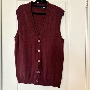 Dockers burgundy v-neck buttoned knit sweater vest, lambswool blend, large